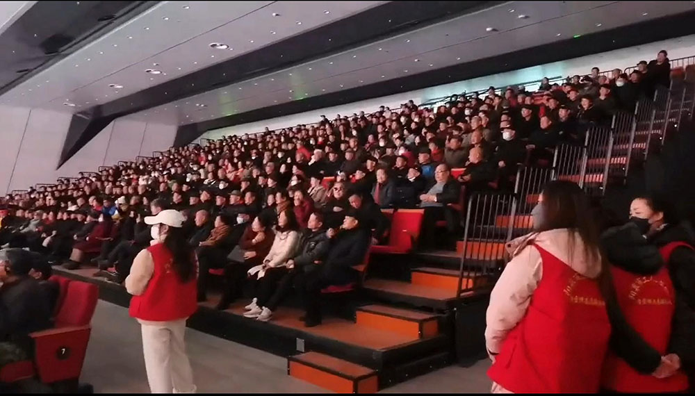 Structural optimization of telescopic grandstand seats: how to improve load-bearing capacity and stability?