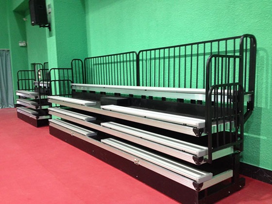 前置式铝合金座板伸缩看台（电动 / 手动）